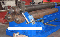 機(jī)械對(duì)稱式卷板機(jī) 機(jī)械對(duì)稱式卷板機(jī)